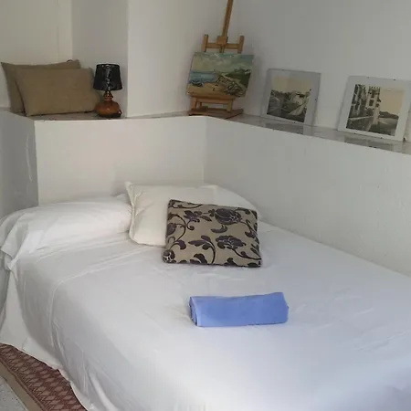 Les Moreres De Sitges, Mediterranean-style Family Escape فيلة