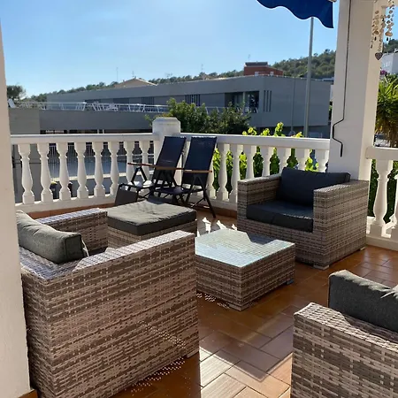 فيلة Les Moreres De Sitges, Mediterranean-style Family Escape *