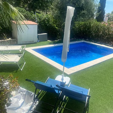 Les Moreres De Sitges, Mediterranean-style Family Escape فيلة *