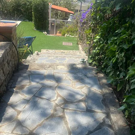 فيلة Les Moreres De Sitges, Mediterranean-style Family Escape