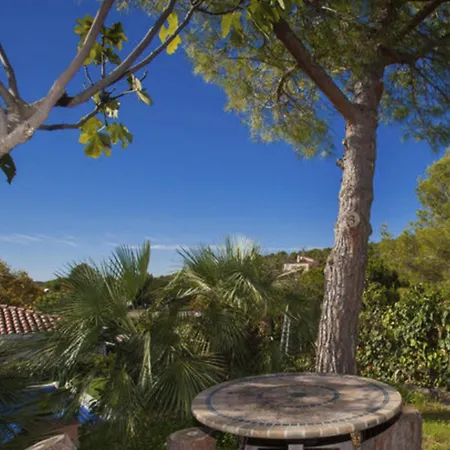 Les Moreres De Sitges, Mediterranean-style Family Escape Villa Sitges